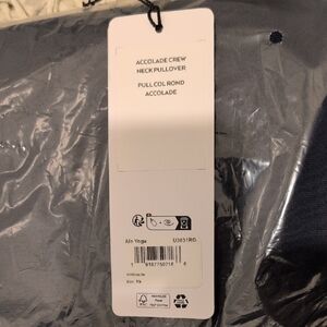 ALO Yoga Anthracite Accolade Crew Neck Pullover